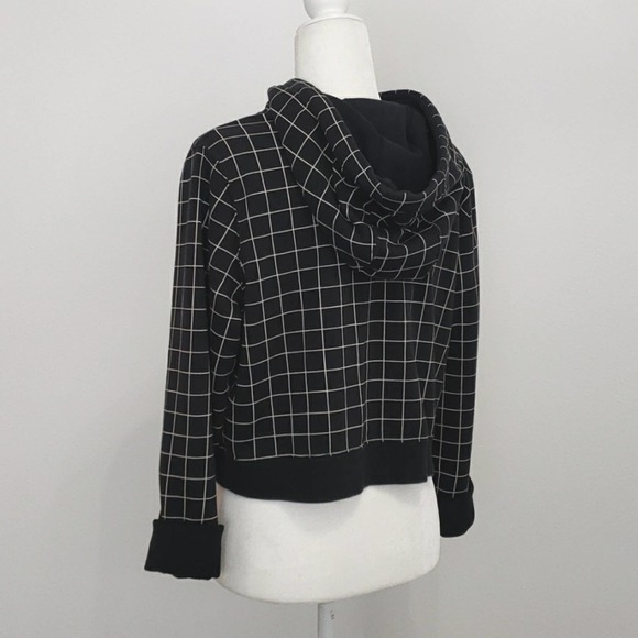 ADIDAS Black Cropped Hoodie, Women's: Medium, $50 - Picture 2 of 8